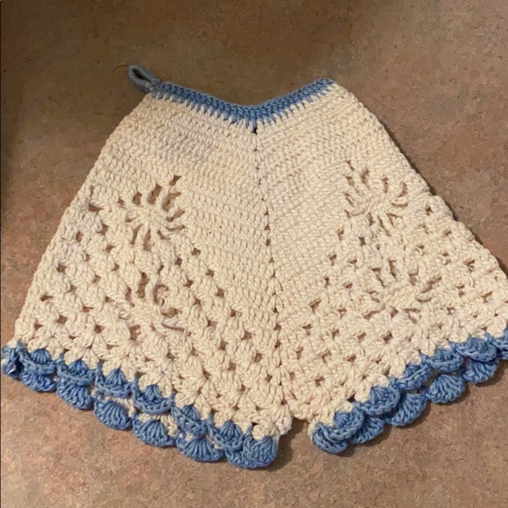 Vintage bloomer pot holder